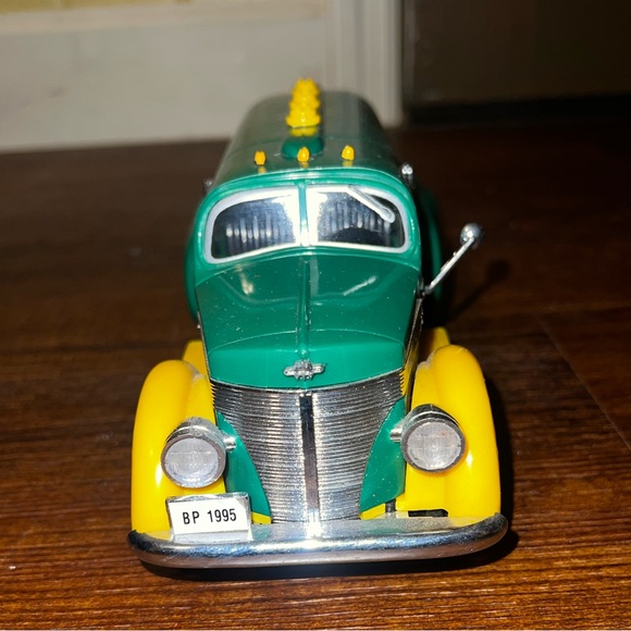 Vintage 1995 Collectable BP International Model Truck - Picture 6 of 13